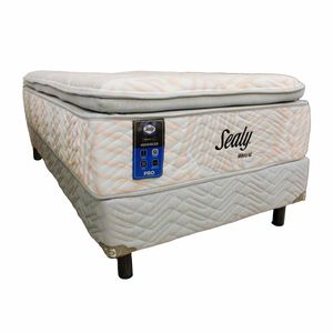 Juego de Colchón y Box Sealy Posturopedic 520 Mistral