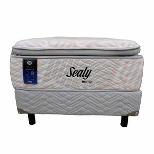 Juego de Colchón y Box Sealy Posturopedic 520 Mistral