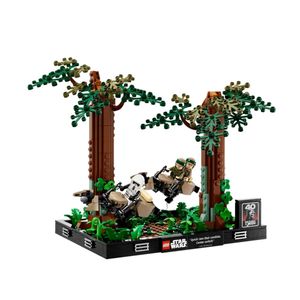 ENDOR¿ SPEEDER CHASE DIORAMA
