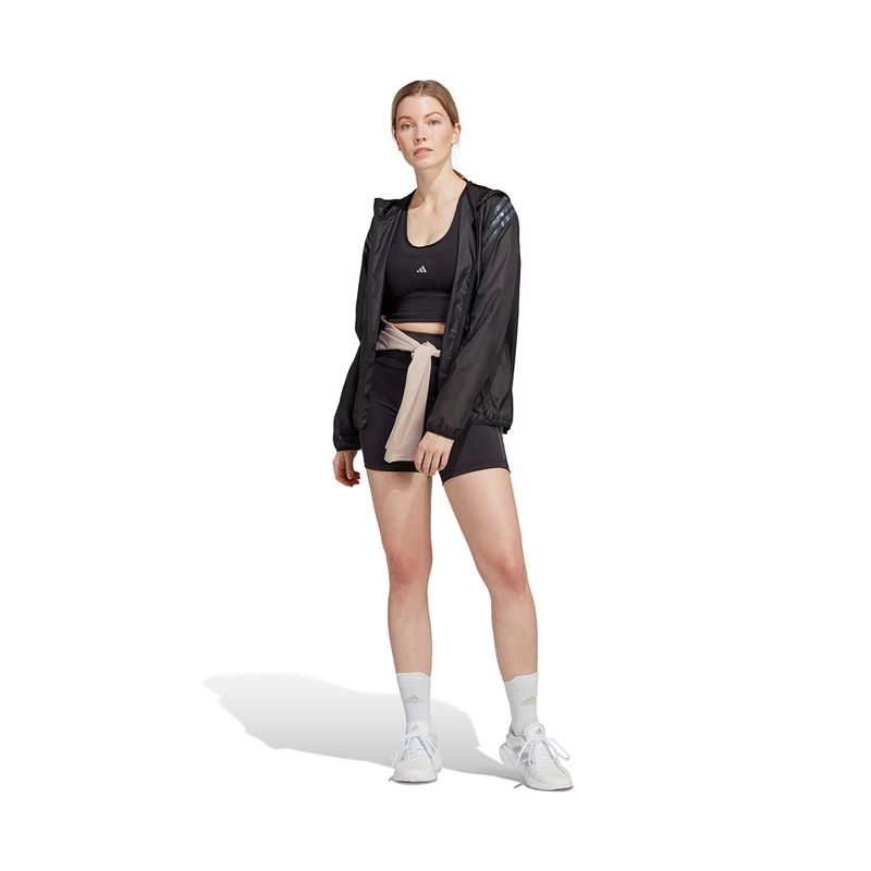 5795895-5.jpg