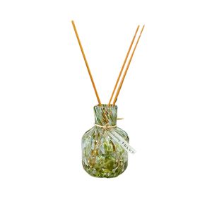 DIFUSOR DE AROMA ENCHANTING TULUM EN VIDRIO SOPLADO CON VARITAS DE BAMBU FRAGANCIA AMADERADA 50ML