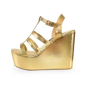 SANDALIA DE PLATAFORMA CASUAL