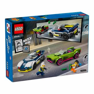COCHE DE POLICIA Y POTENTE DEPORTIVO