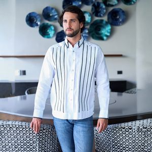 Guayabera Armando Manzanero Contigo Aprendi Manga Larga