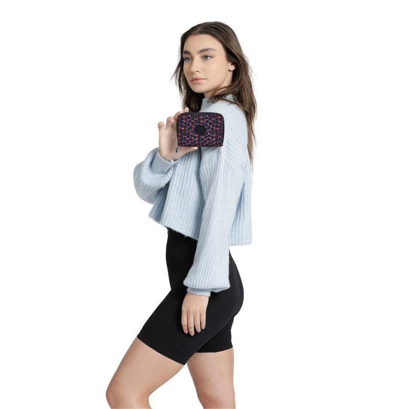 5738992-6.jpg