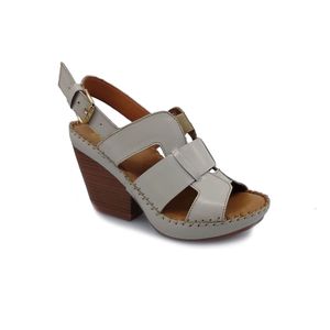 SANDALIA DE PLATAFORMA CASUAL EN PIEL
