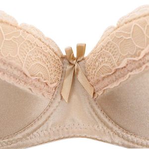 BRASSIERE CLÁSICO CON ENCAJECARNIVAL