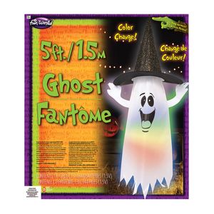 Fantasma con sombrero de bruja