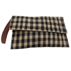 CLUTCH DE ALGODÓN CON FLECOS