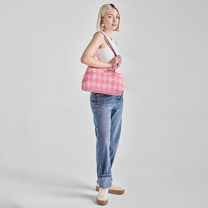 6187061-7.jpg